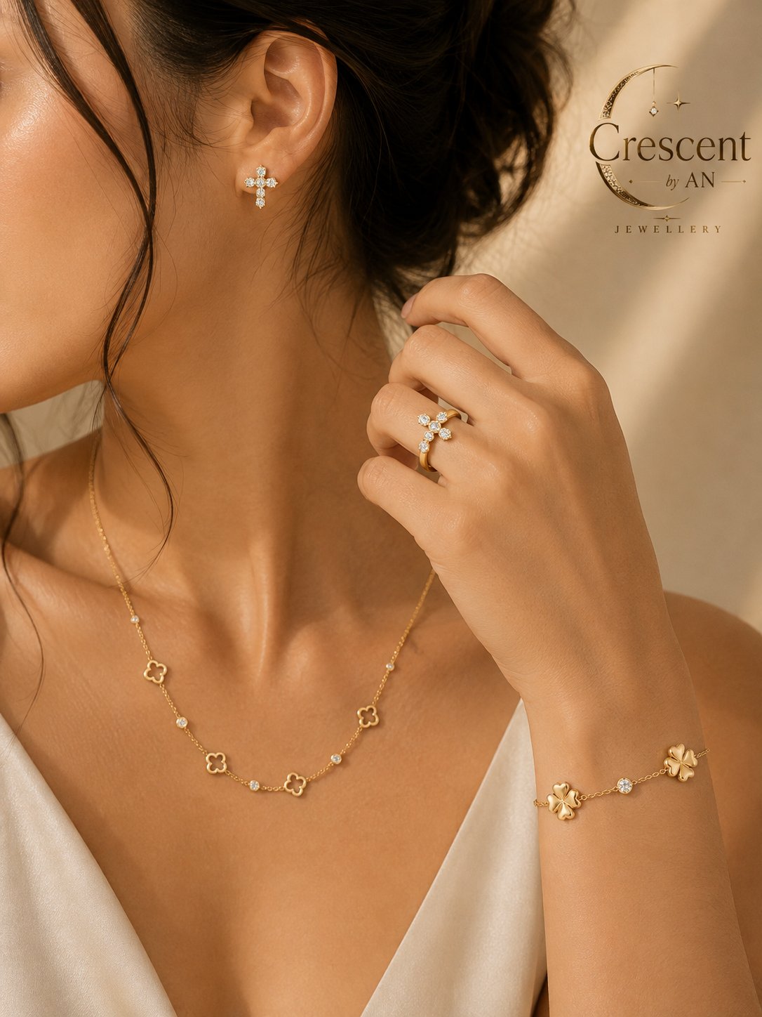 Crescent by An – Four-Leaf Clover Luck & Elegance Jewellery Set