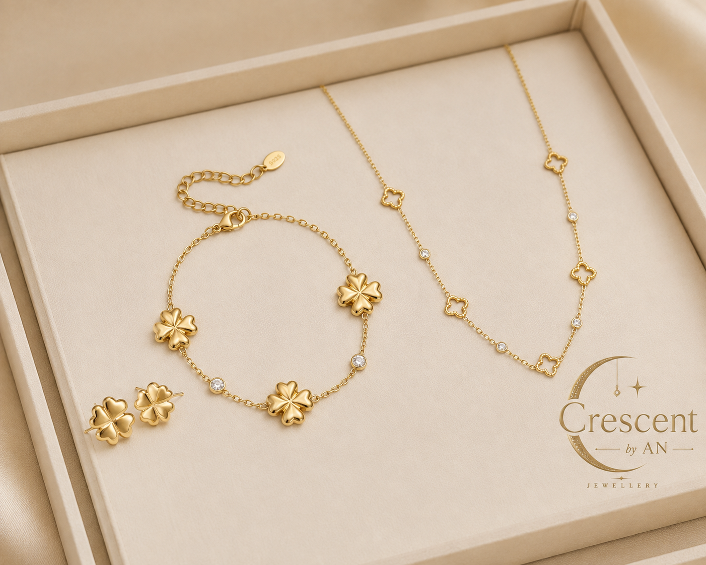 Crescent by An – Four-Leaf Clover Luck & Elegance Jewellery Set