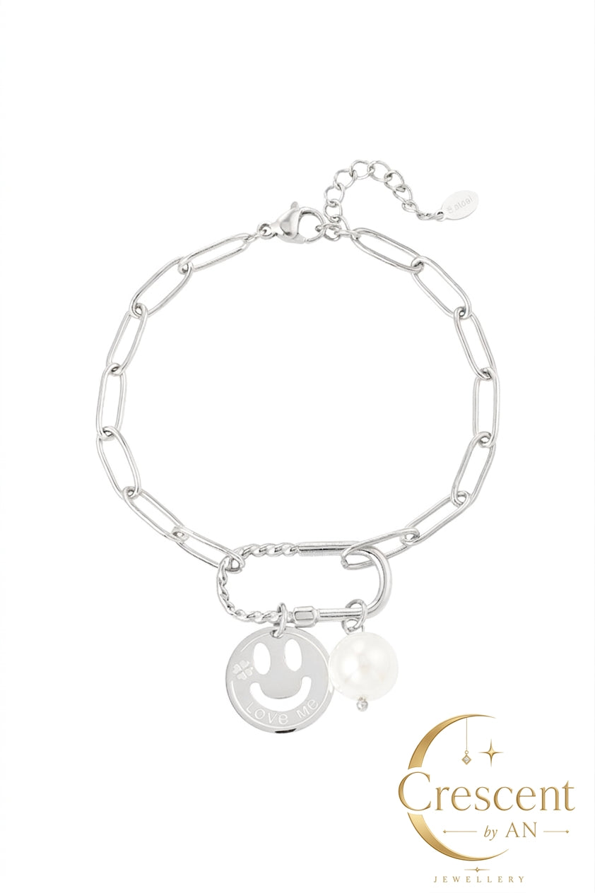 Smiley Pearl Chain Bracelet