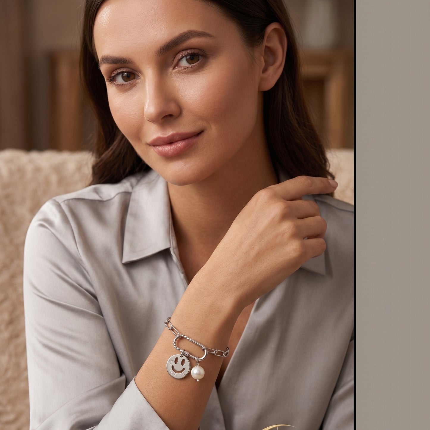 Smiley Pearl Chain Bracelet